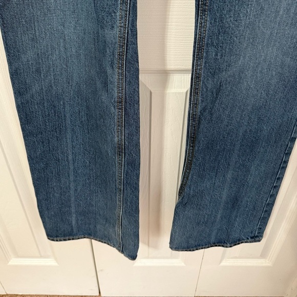 Old Navy Women’s Low Rise Boot Cut Blue Jeans size 16 Tall - Picture 3 of 8